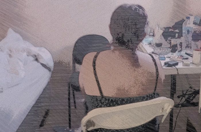 Kembang Latar saat Hawar, Sepenggal Cerita PSK Kala PPKM