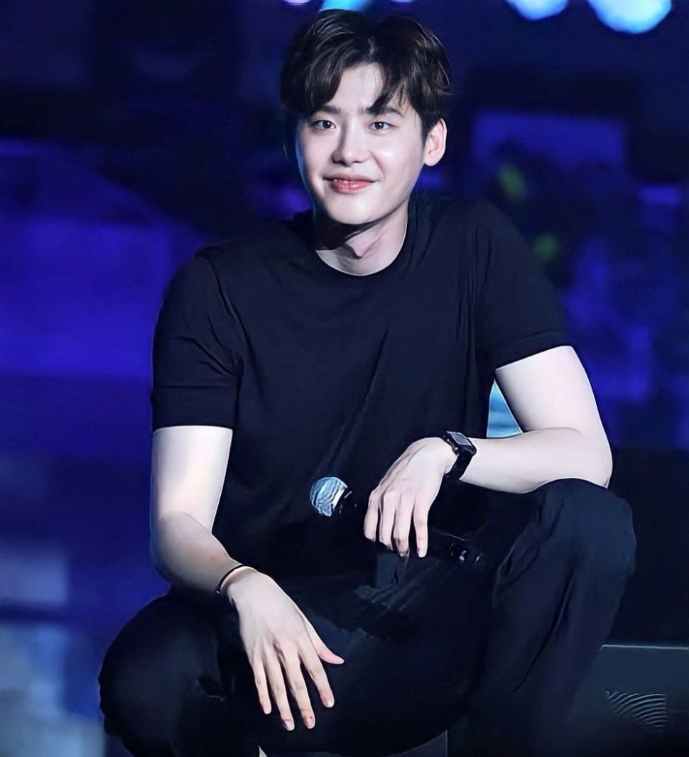 Potret Lee Jong Suk. (Instagram/leejongsuky)