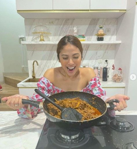 Potret dapur baru Giring Ganesha. (Instagram/cynthiaganesha)