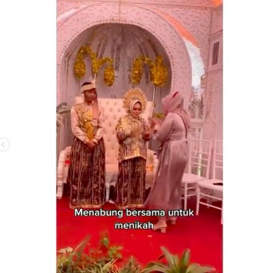 Cuitan wanita datang ke pernikahan mantan [instagram]