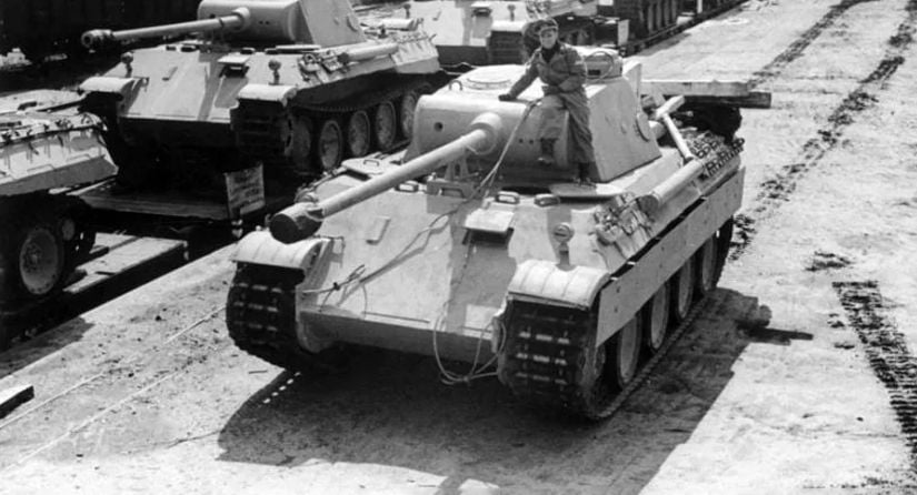 Tank Panther milik Jerman yang dipakai di Perang Dunia 2. (carscoops.com)