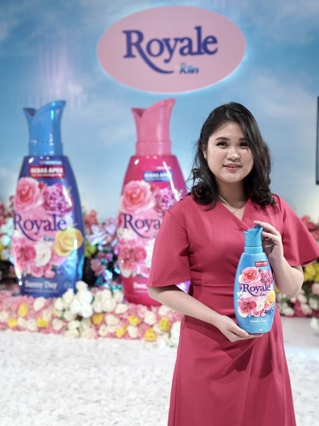 Catherine Florencia Budiono, Brand Manager Royale by SoKlin dalam peluncuran varian baru Royale by SoKlin, Kamis (12/8/2021). (Siaran Pers Royale by SoKlin)