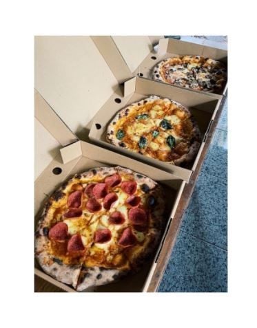 Fransis Pizza (Instagram @fransis_pizza)