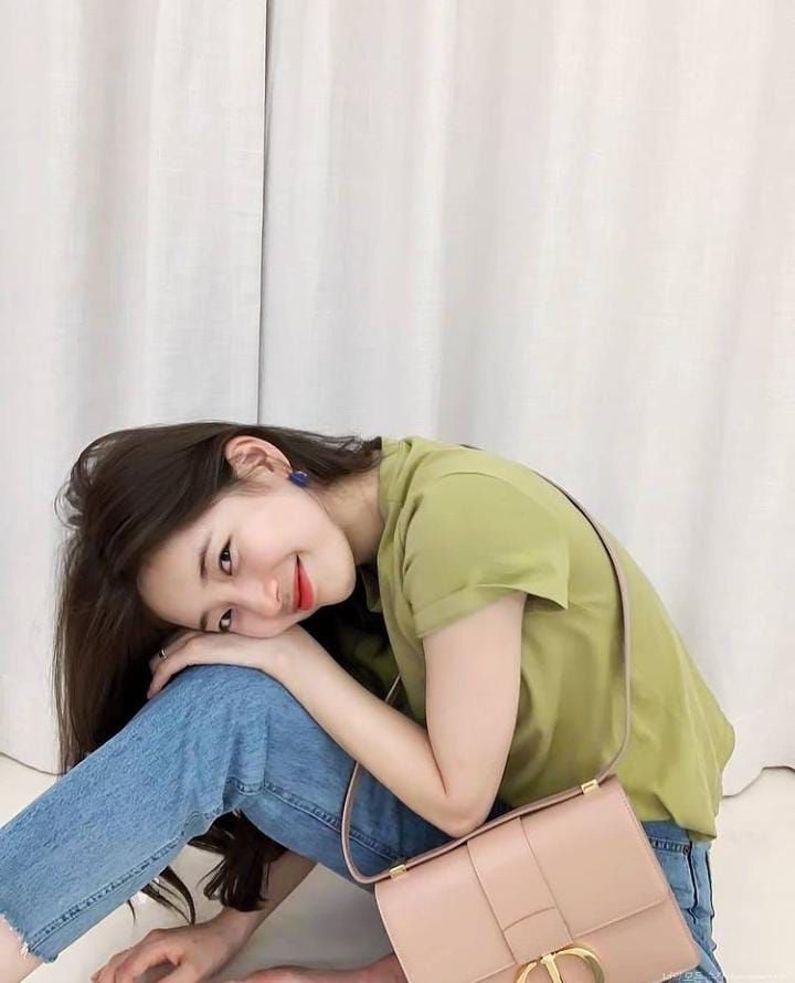 Bae Suzy. (Instagram @baesuzyoficial)