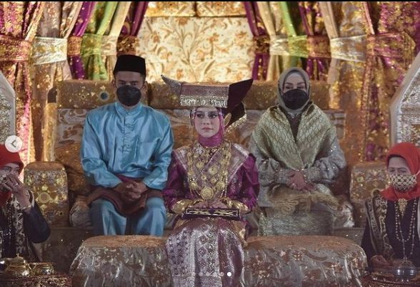 Momen Malam Bainai Lesti Kejora [Instagram/antv_official]