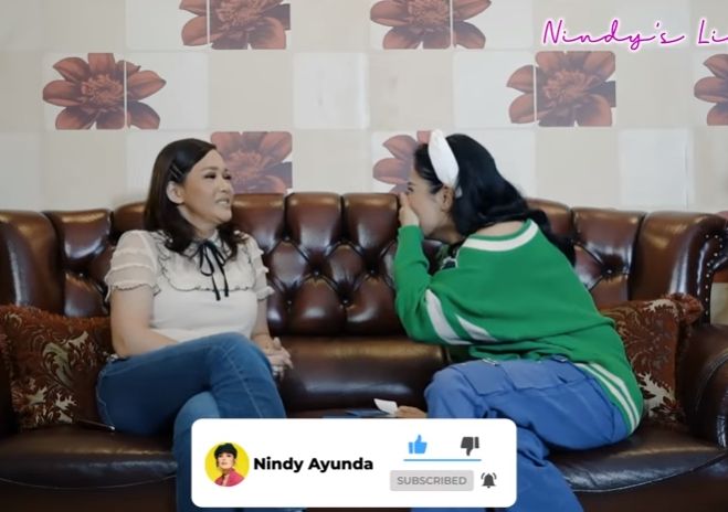 Maia Estianty saat ngobrol bareng Nindy Ayunda (Youtube.com)