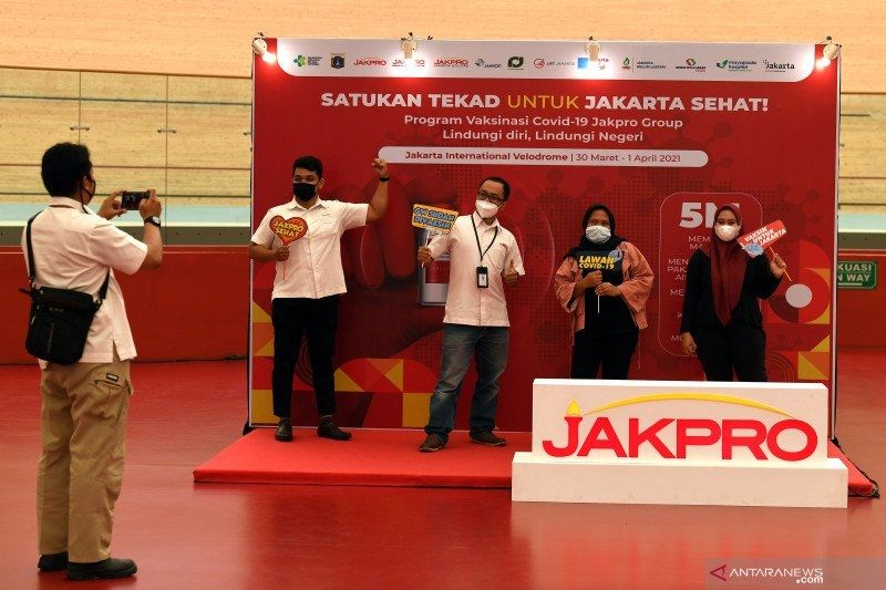 Syarat vaksinasi COVID-19 Jakpro atau PT Jakarta Propertindo (Perseroda), Badan Usaha Milik Daerah (BUMD) DKI Jakarta. (Antara)