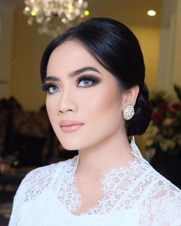 Potret Tania Anak Sambung Elma Theana (Instagram/@juliandabarus)