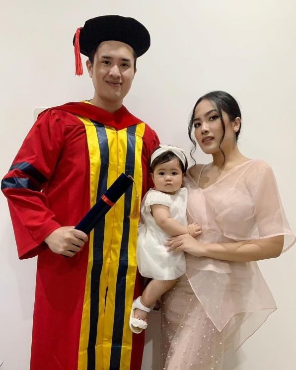 Potret Tania Anak Sambung Elma Theana (Instagram/@juliandabarus)