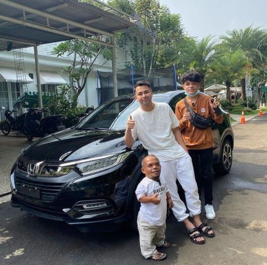 Mobil baru untuk Ucok Baba dari Raffi Ahmad (Instagram)