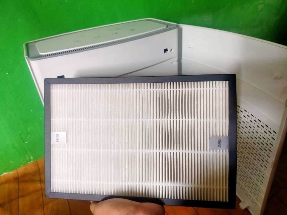 Filter di dalam Realme Air Purifier yang mampu menyaring udara dalam ruangan lebih luas dan lebih bersih. [Suara.com/Dicky Prastya]