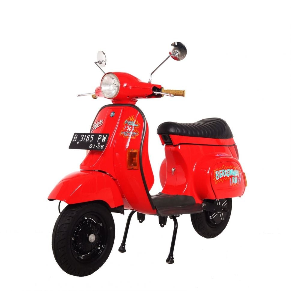 Vespa listrik ‘Berkendara Ria’ hasil kolaborasi dengan Elders Company seharga Rp 108.888.888. (Dok. Tom Liwafa)