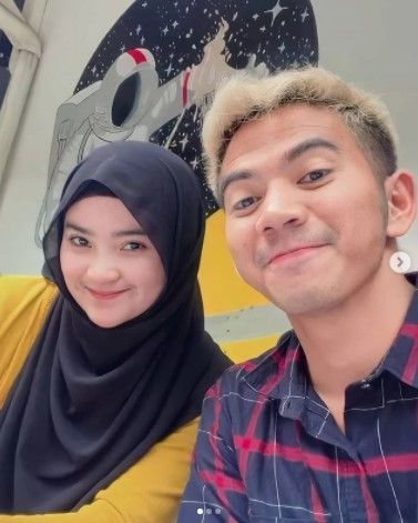 Potret kebersamaan Ridho DA dan Syifa. (Instagram/sugiarti4716)