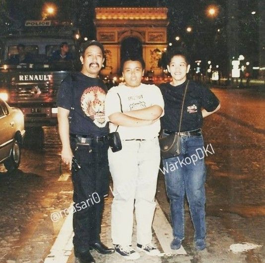 Potret kedekatan Indro Warkop dan anak Dono. (Instagram/masari0)