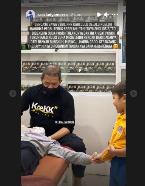 Anak pertama Zaskia Mecca terapi tulang belakang (Instagram)