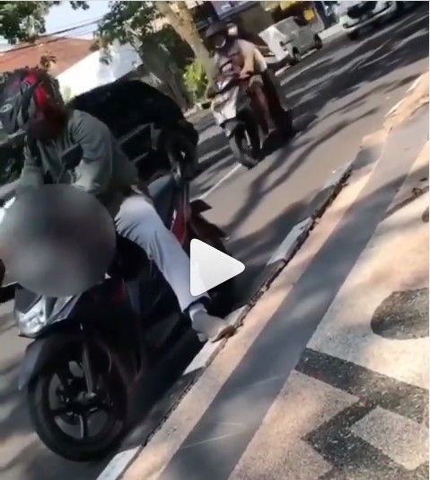 Viral pelaku eksibisionis kembali berulah di Kota Malang, Jawa Timur. [Instagram]