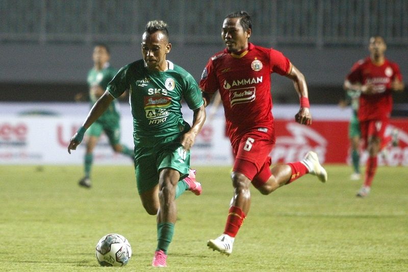 Suasana laga Liga 1 2021-2022 antara PSS Sleman vs Persija Jakarta di Stadion Pakansari, Bogor, Minggu (5/9/2021) malam. [ANTARA FOTO/Yulius Satria Wijaya]