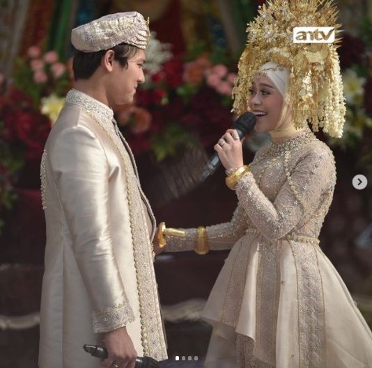 Momen Ngunduh Mantu Lesti Kejora dan Rizky Billar. [Instagram/antv_official]