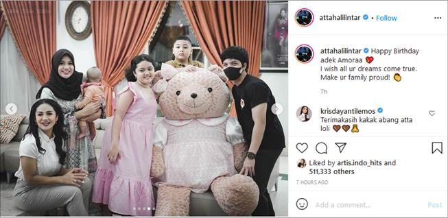 Hadiah spesial Aurel Hermansyah dan Atta Halilintar untuk putri Krisdayanti, Amora. (Instagram/@attahalilintar)