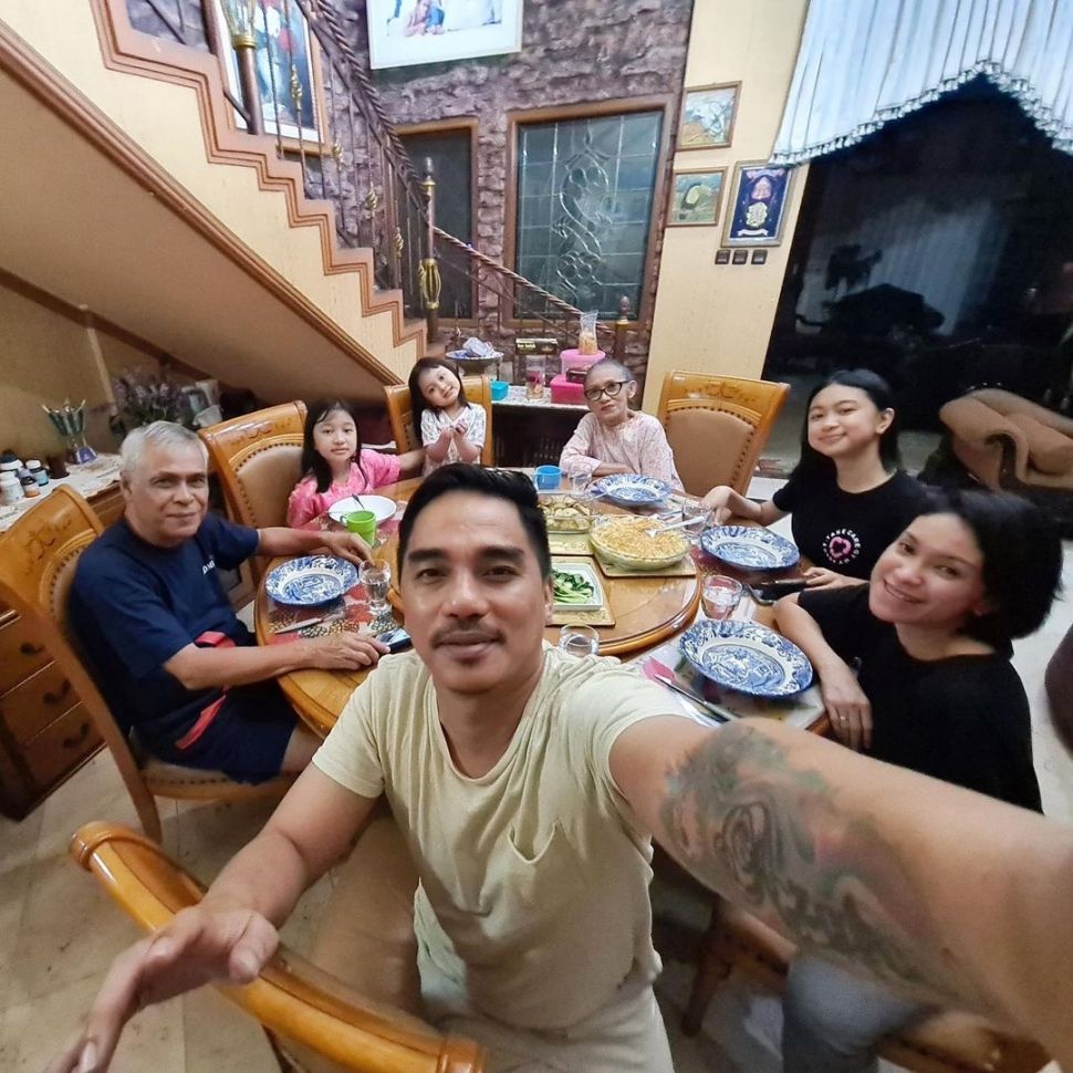 Potret rumah Enda Ungu. (YouTube/ekawilestari)