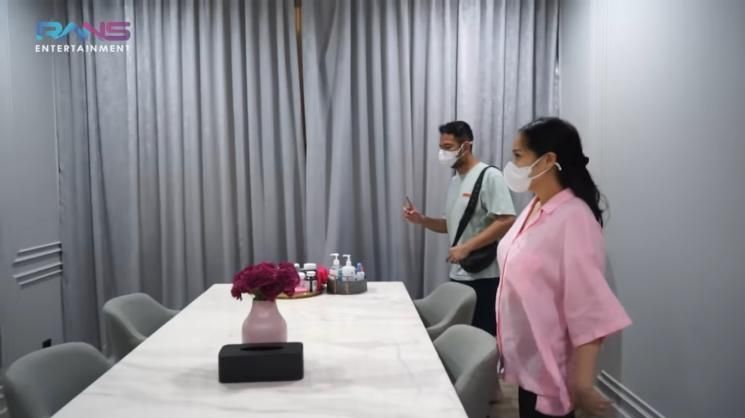 Potret Renovasi Rumah Raffi Ahmad. [Youtube RANS Entertanment]