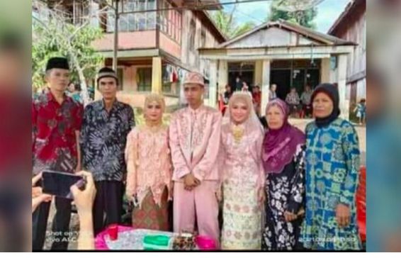 Pernikahan dua pengantin perempuan [Sumselupdate]