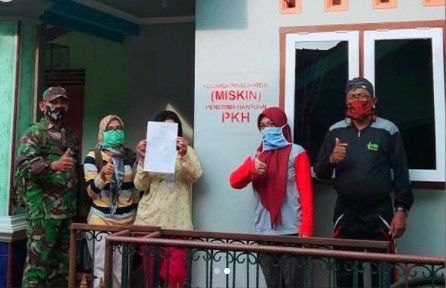Viral Rumah Dua Lantai Jadi Penerima Bantuan PKH, Warganet Murka. [Tangkapan layar Instagram]
