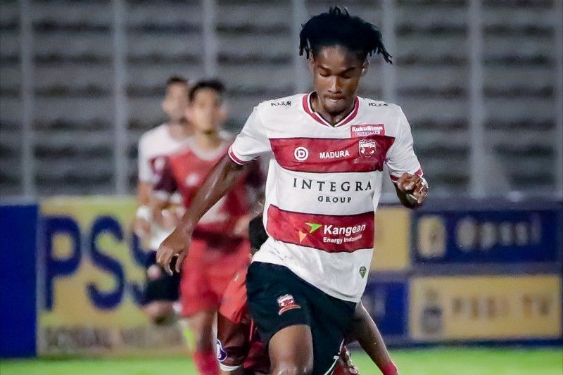 Striker Madura United, Ronaldo Kwateh. (HO/Maduraunitedfc.com)