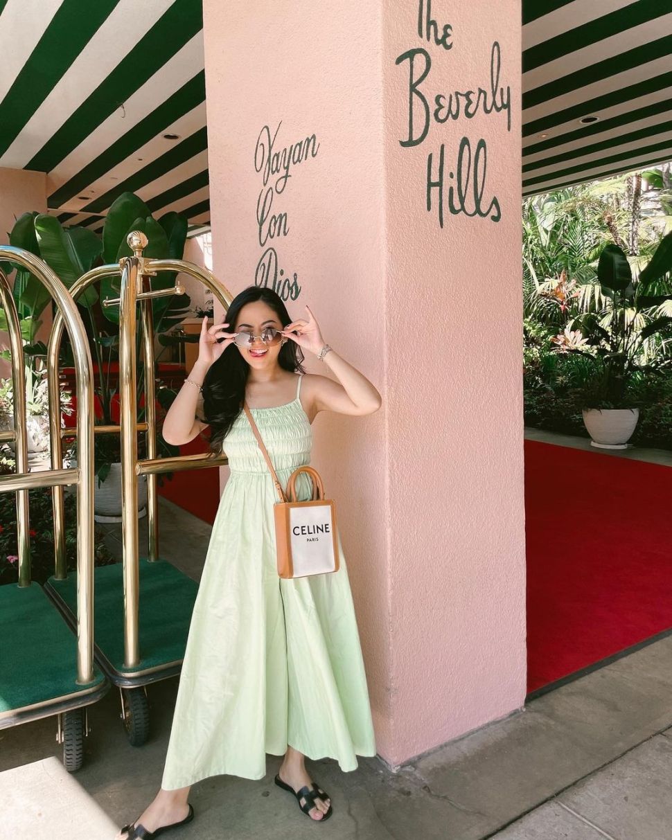 4 Dress Rachel Vennya di Los Angeles California, Mulai dari Rp400 ribuan. (Dok: Instagram/rachelvennya)