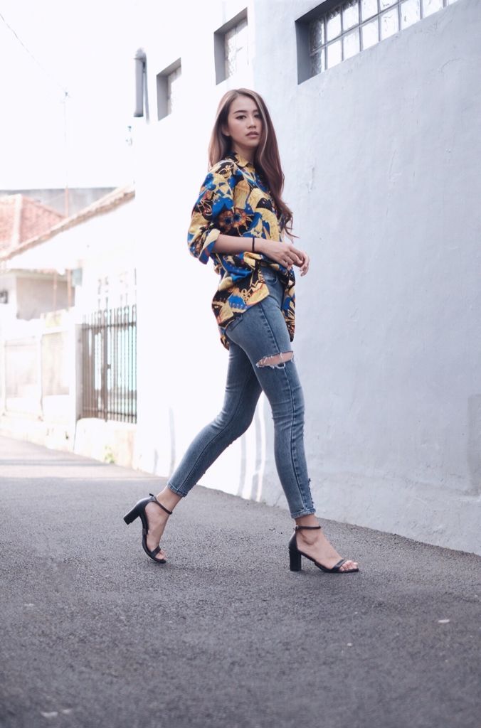 Rekomendasi Outfit Jeans Agar Tampilan Makin Stylish (Nikijeans)