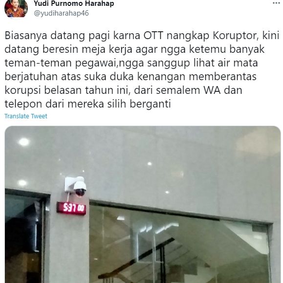 cuitan penyidik KPK yang dipecat Yudi Purnomo Harahap. [yudi purnomo harahap]