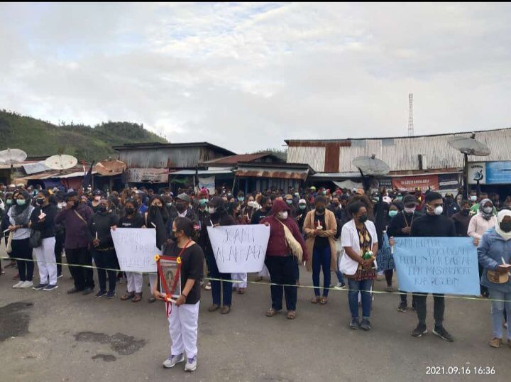 Ungkapan dukacita bagi Gabriella Meilani, IDI Papua dan 250 nakes gelar aksi jalan kaki damai. (IDI Papua)