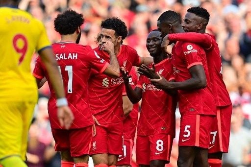 Pemain Liverpool rayakan gol Naby Keita ke gawang Crystal Palace dalam pertandingan Liga Premier di Anfield, Sabtu (18/9/2021). [AFP]