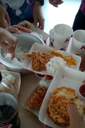 Pria bagikan cara makan mewah tapi tetap irit. (Tiktok)