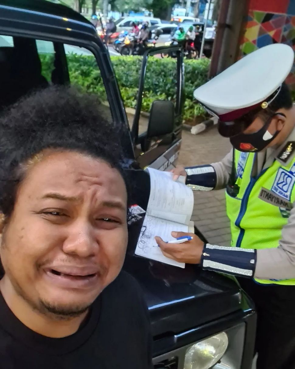 Babe Cabita ditilang polisi? [Instagram]