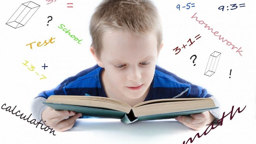 Ilustrasi Anak Belajar Matematika. (Pixabay//PublicDomainPictures)
