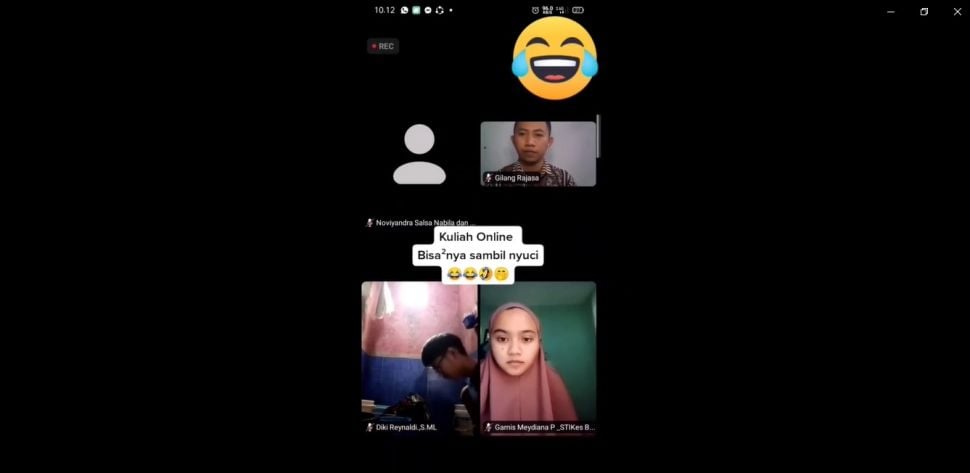 Viral Pemuda Kuliah Online Sambil Ngucek Cucian, Bikin Warganet Salut. (Dok: TikTok/@viyandra_ )