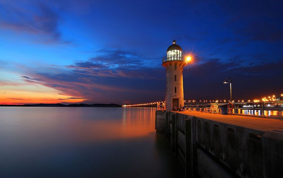 Rute bersepeda di Raffles Marina Lighthouse (Wikimedia-Erwin Soo)