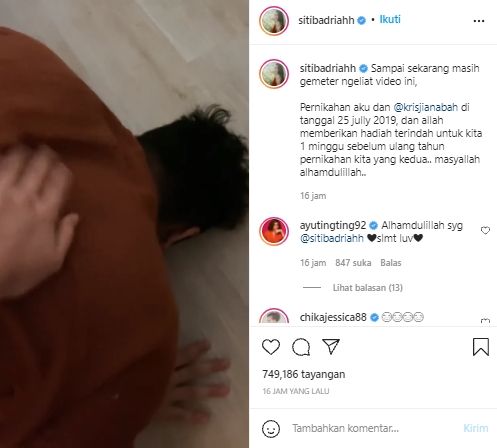 Siti Badriah saat beri tahu kehamilannya kepada suaminya (instagram.com)