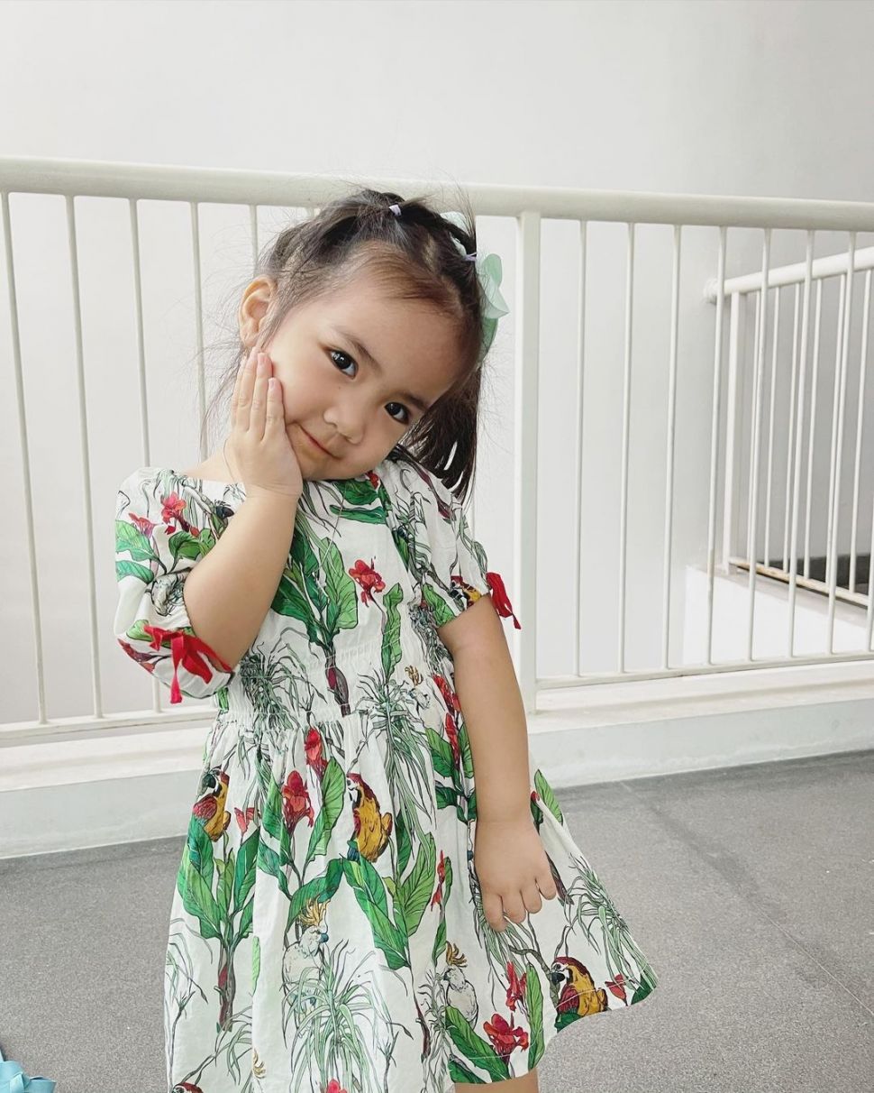 Potret Sheena Gabriella Anak Momo Geisha (Instagram/@sheenagabriellaaurorasamudra)