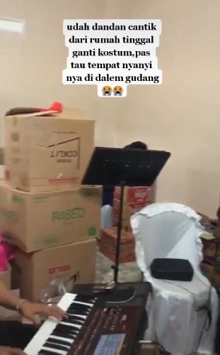 Biduan menyesal datang ke pernikahan. (Tiktok)