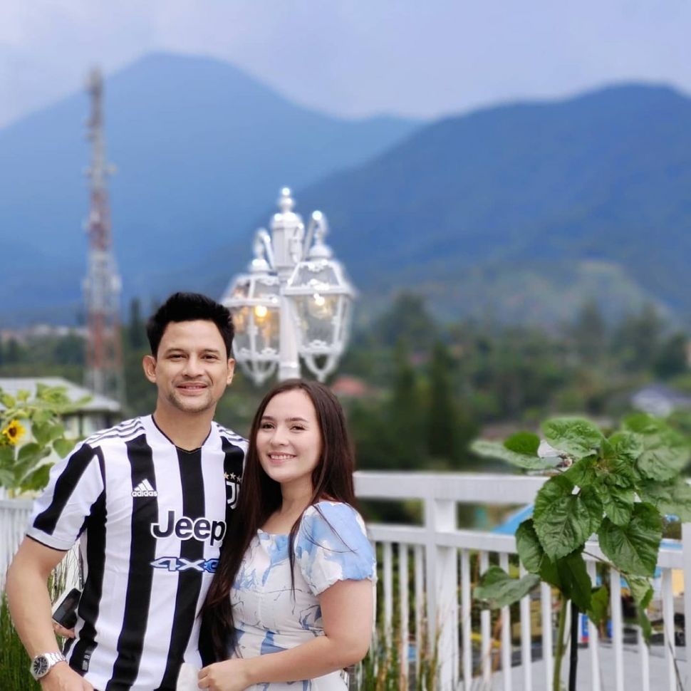 Potret mesra Lidi Brugman dan Lucky Perdana. (Instagram/lidibrugman)