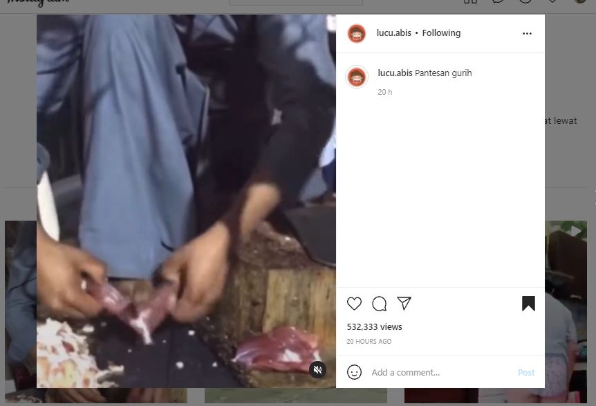 Viral Video Pria Sibuk Potong Daging, Publik Malah Salfok ke Bagian Kaki: Pantesan Gurih. (Instagram/@lucu.abis)