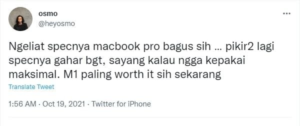 Cuitan warganet MacBook Pro. [Twitter]