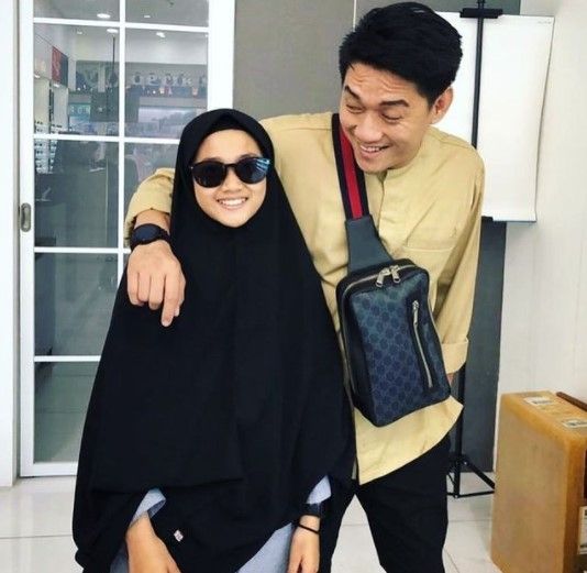 Anak Artis Masuk Pesantren (Instagram/@raniadzaqira)