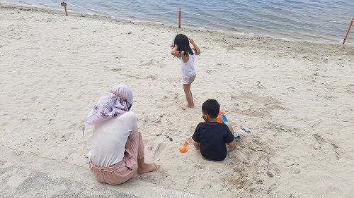 Anak 12 Tahun ke Bawah Boleh Masuk Ancol. (Suara.com/Dini Afrianti Efendi)