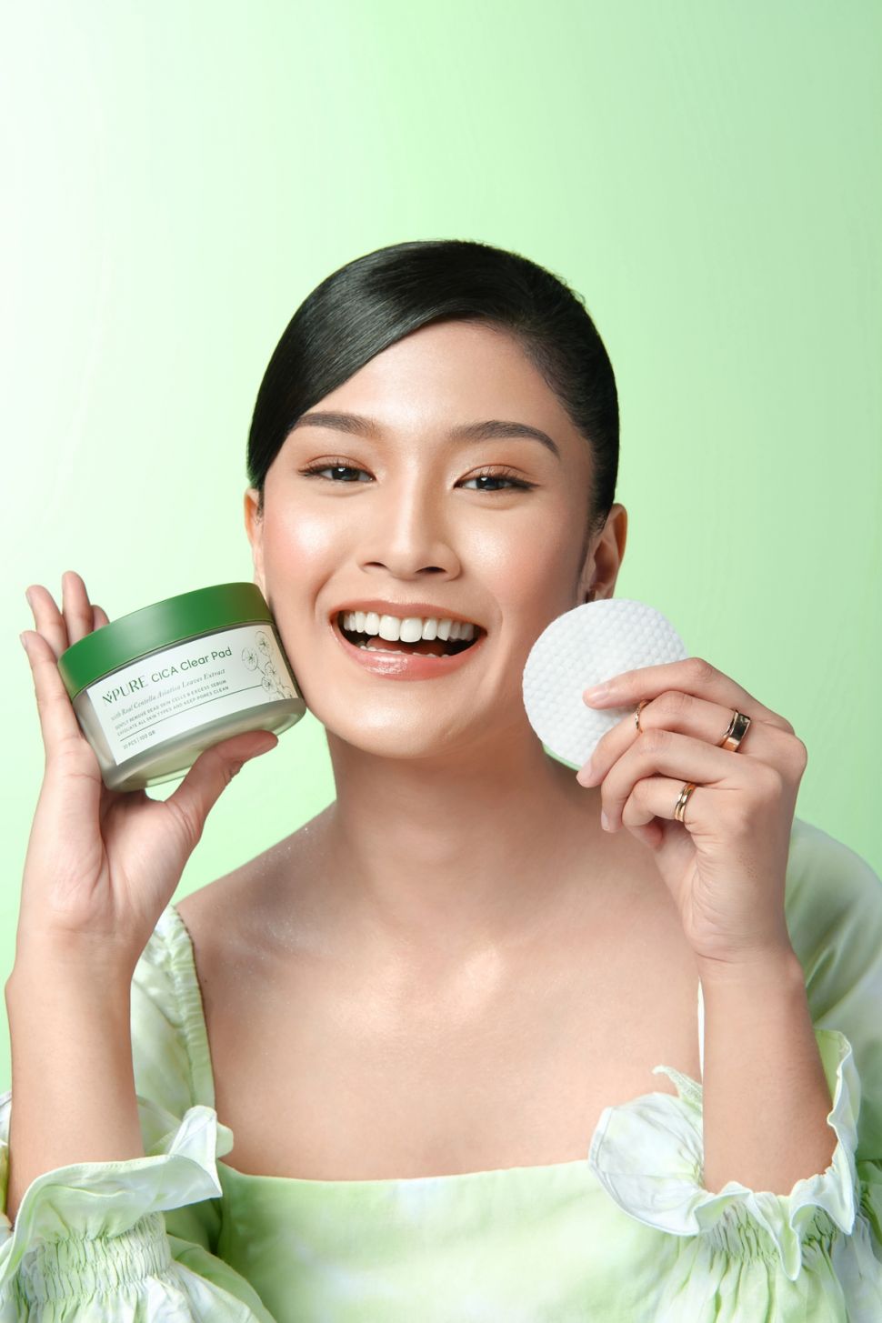 Mengadung Daun Pegagan yang Terkenal di Korea, Skincare Ini Kasih Diskon Hingga 40 Persen. (Dok: Istimewa)