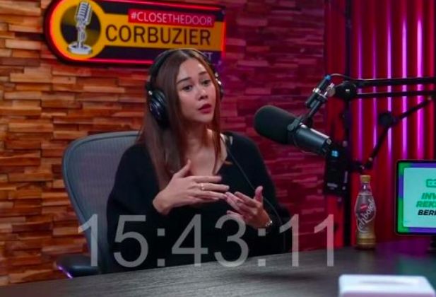 Aura kasih di Podcast Deddy Corbuzier [Youtube]