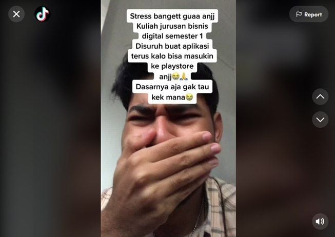 Curhat Mahasiswa Semester 1 Dapat Tugas Rumit. (TikTok/@pukimak__)