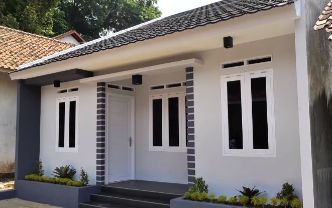 Baim Wong renovasi rumah satpamnya (YouTube.com)